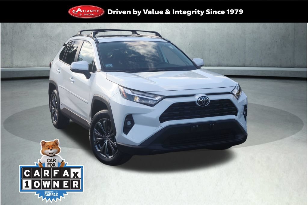 Used 2025 Toyota RAV4 XLE Premium w/ Weather Package AWD/4WD image 1