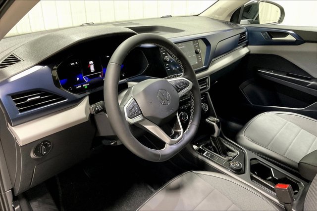Used 2023 Volkswagen Taos SE w/ Panoramic Sunroof Package AWD/4WD image 14