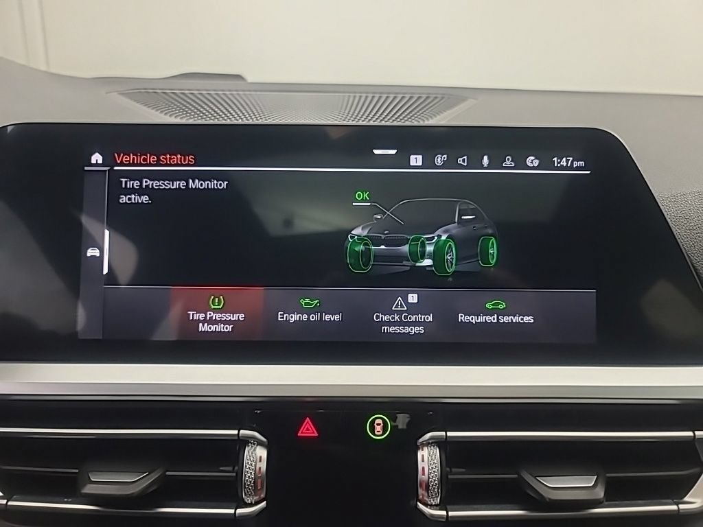 Used 2020 BMW 330i xDrive Sedan w/ Convenience Package AWD/4WD image 34