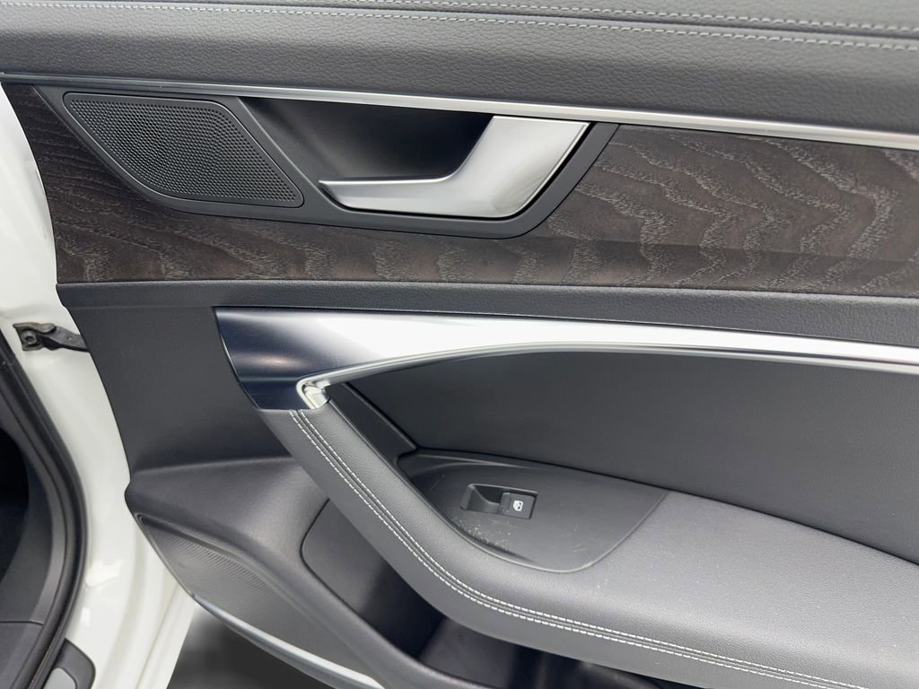 Used 2023 Audi A6 Premium Plus w/ Premium Plus Package image 44