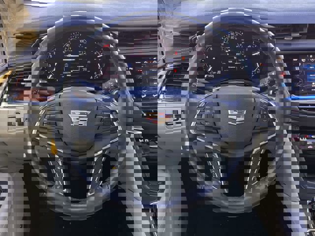 Used 2017 Cadillac XT5 Luxury w/ Driver Awareness Package image 14