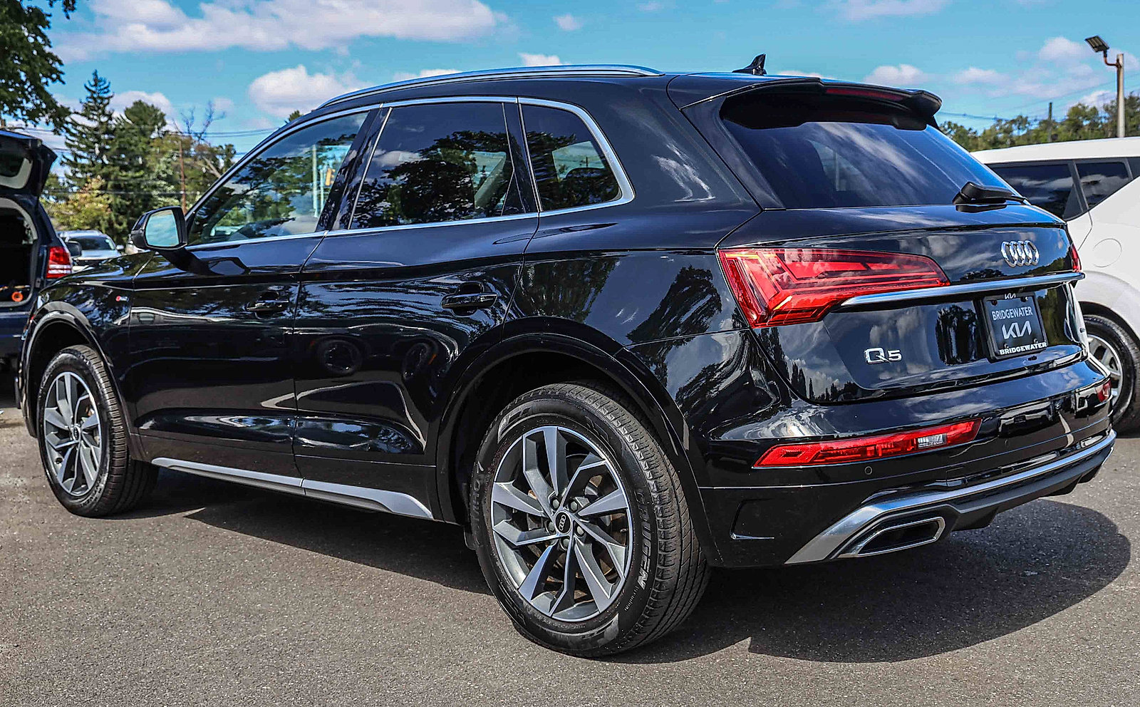 Used 2022 Audi Q5 2.0T Premium AWD/4WD image 4