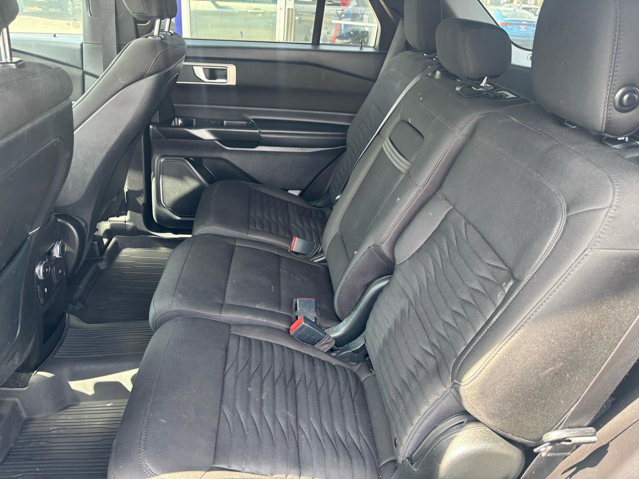 Used 2020 Ford Explorer XLT w/ Comfort Package image 11