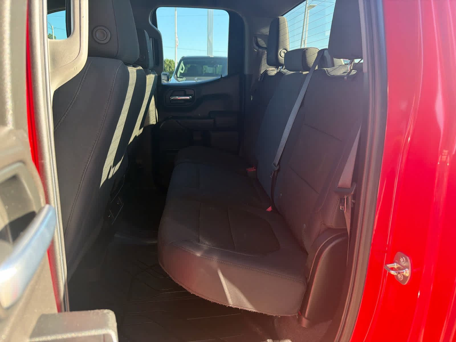 Used 2020 Chevrolet Silverado 1500 Custom Trail Boss w/ Custom Convenience Package AWD/4WD image 23