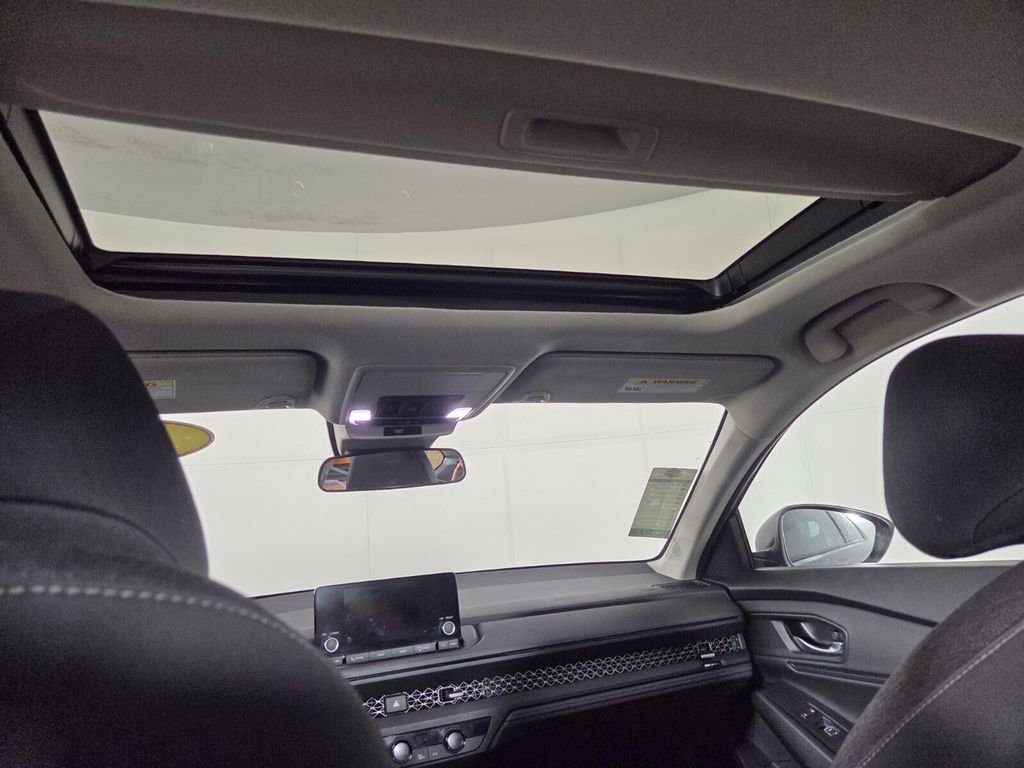 Used 2023 Honda Accord EX image 26