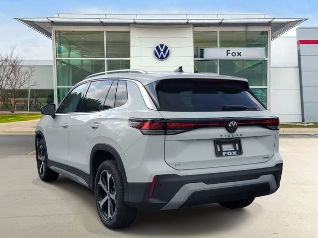 New 2026 Volkswagen Tiguan SE AWD/4WD image 3