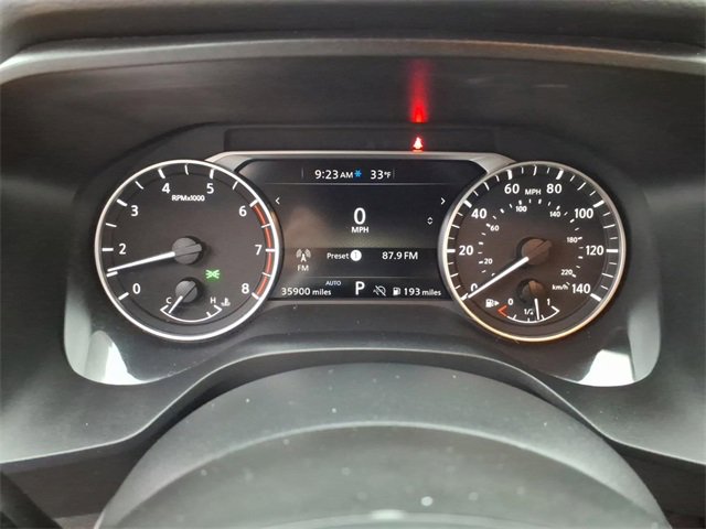 Used 2024 Nissan Rogue SV image 10