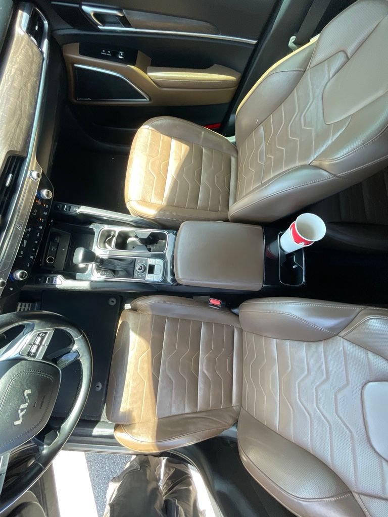 Used 2022 Kia Telluride SX w/ SX Prestige Package AWD/4WD image 10