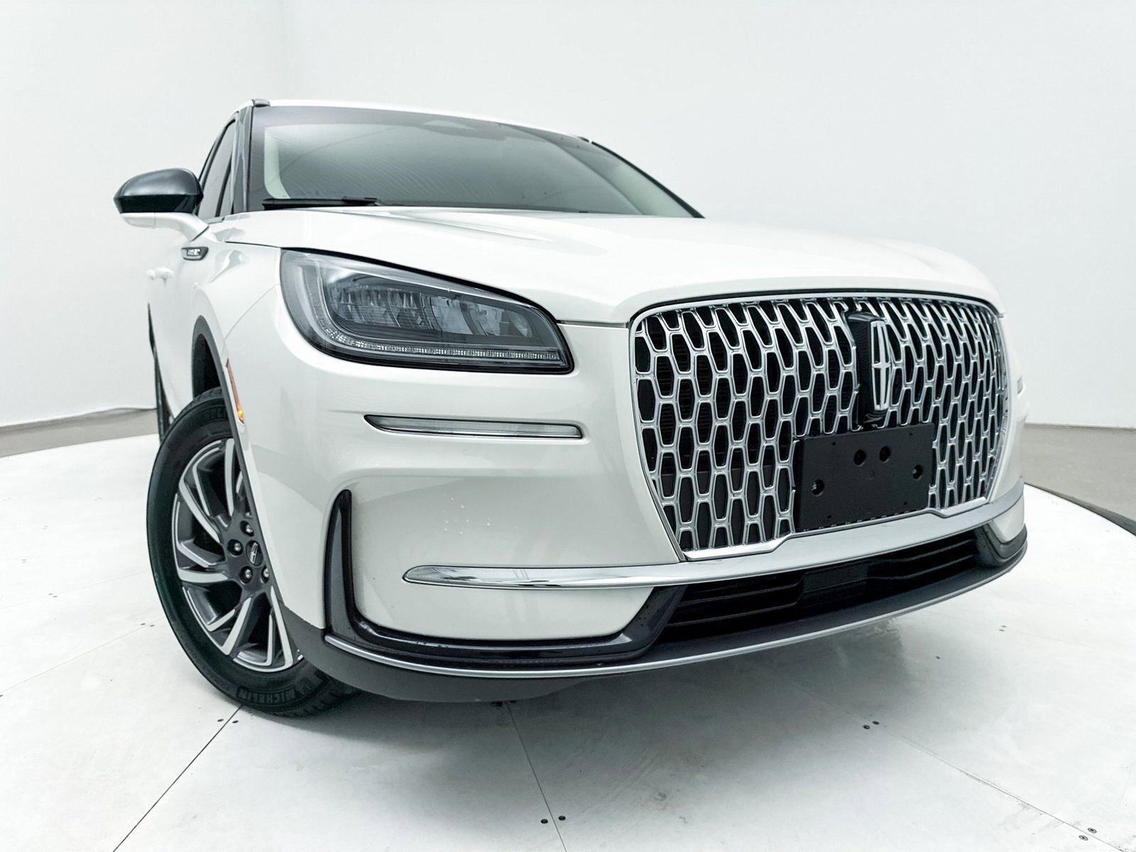 Used 2024 Lincoln Corsair FWD image 8