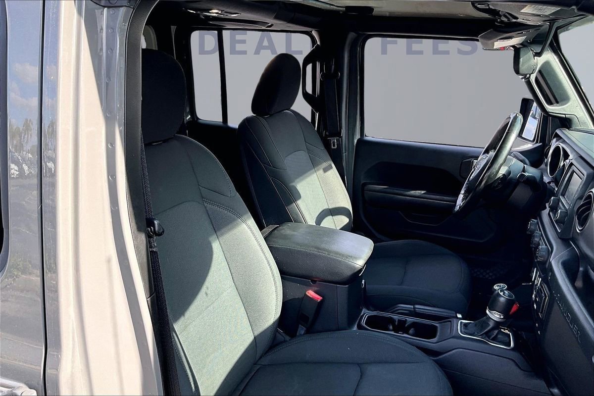 Used 2020 Jeep Wrangler Unlimited Sport image 29