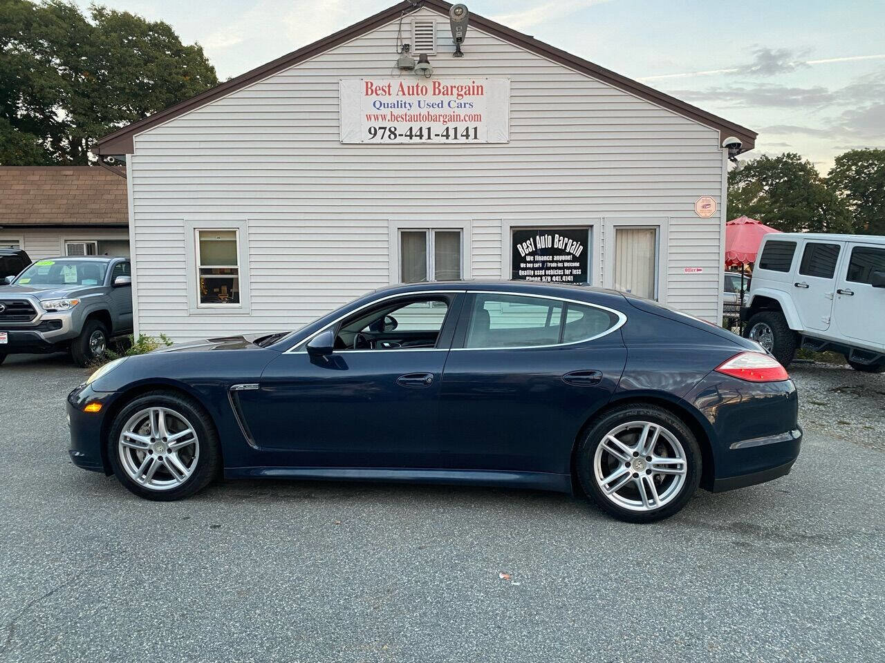 Used 2010 Porsche Panamera 4S image 2