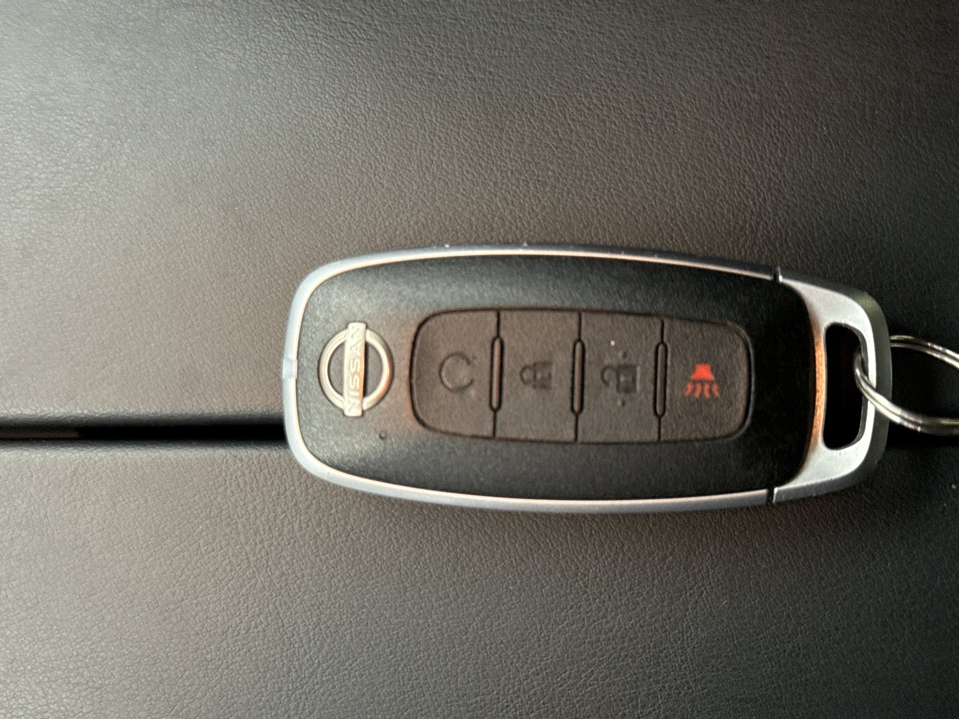 Used 2023 Nissan Rogue SV AWD/4WD image 22
