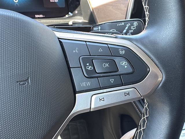 Certified 2025 Volkswagen Atlas SE image 19