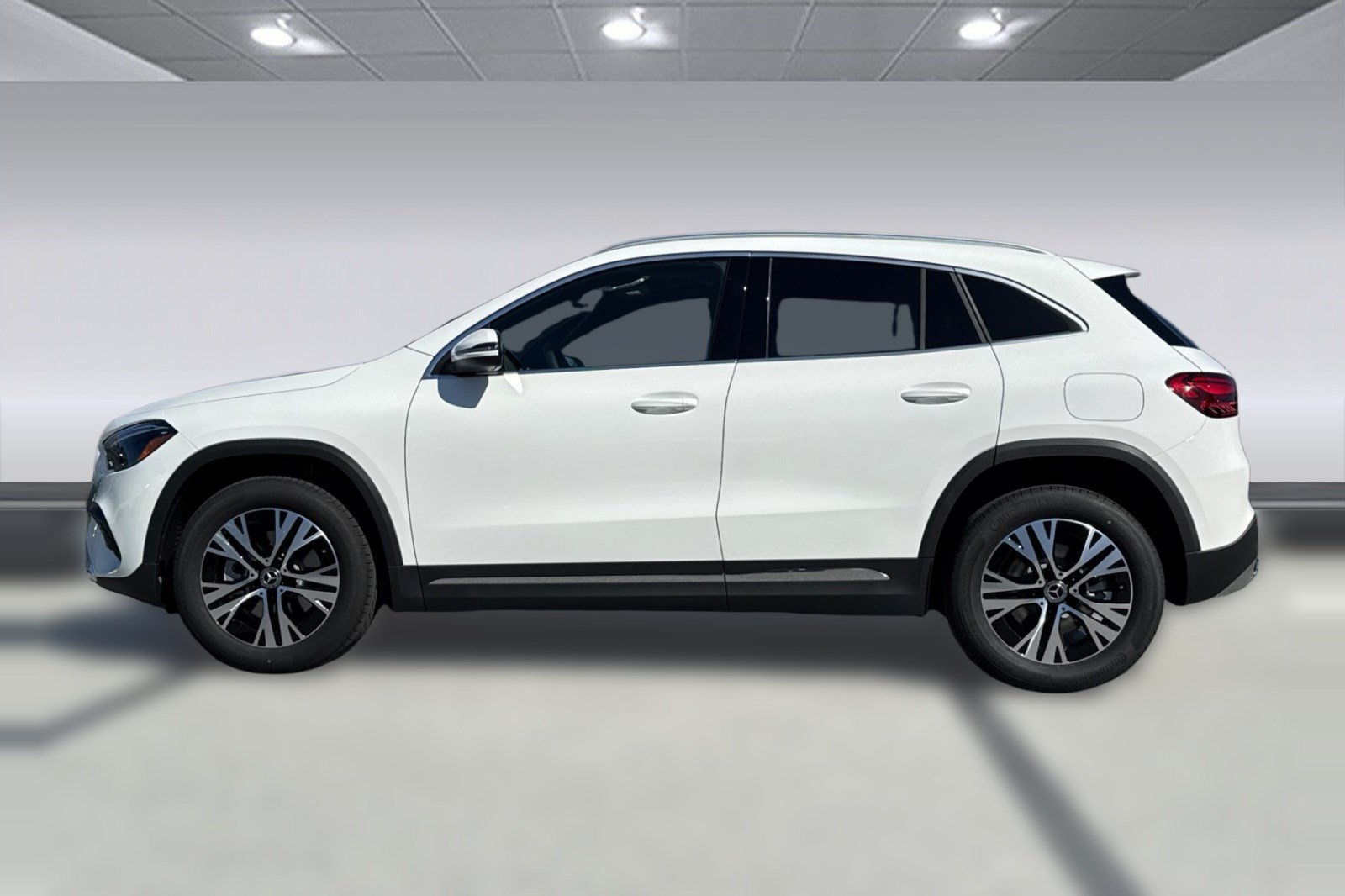 New 2026 Mercedes-Benz GLA 250 image 2