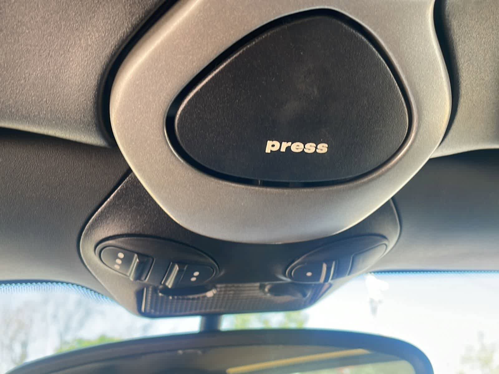 Used 2006 Porsche Boxster RWD image 16