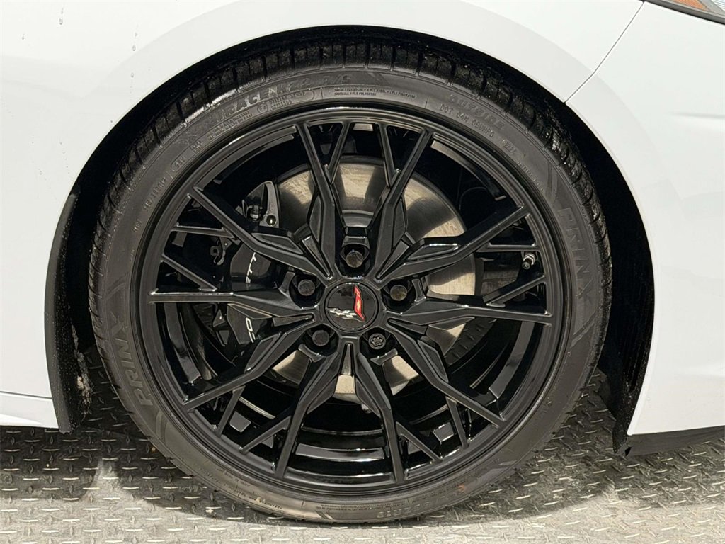 Used 2020 Chevrolet Corvette Stingray Premium Cpe w/ 3LT Preferred Equipment Group image 8