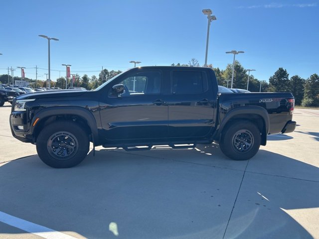 Used 2025 Nissan Frontier PRO-4X w/ Black Accent Package image 5