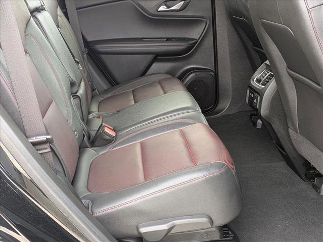 Used 2022 Chevrolet Blazer RS w/ Enhanced Convenience Package image 17