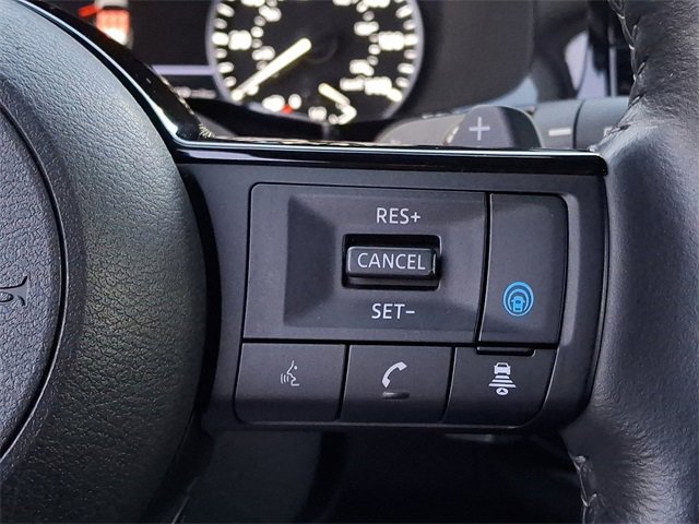 Used 2022 Nissan Pathfinder SL w/ SL Black Package image 28