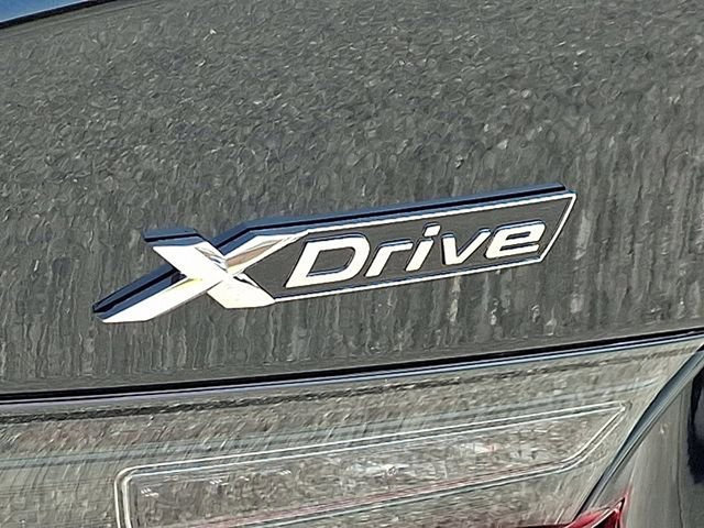 Certified 2025 BMW 330i xDrive Sedan w/ Premium Package image 21
