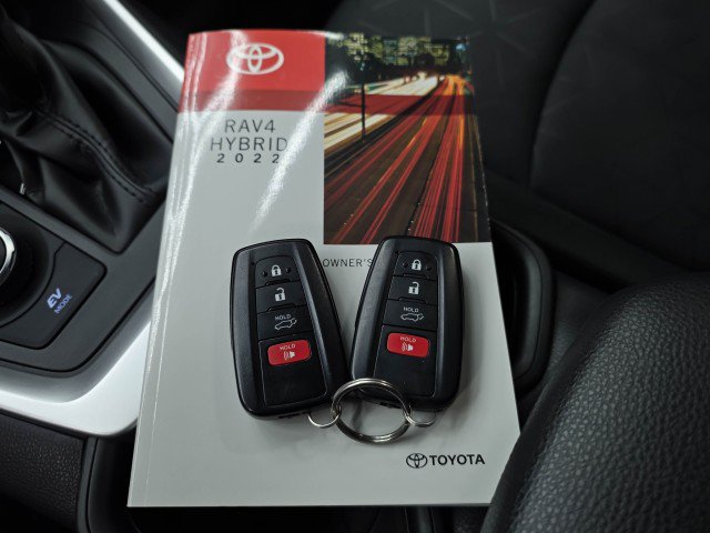 Used 2022 Toyota RAV4 XLE w/ Convenience Package AWD/4WD image 44