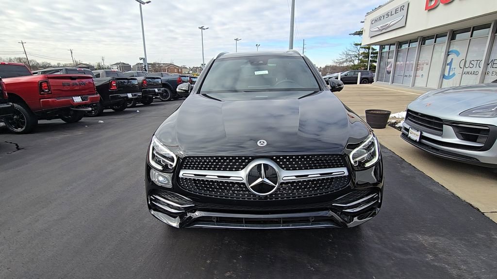 Used 2022 Mercedes-Benz GLC 300 4MATIC image 2