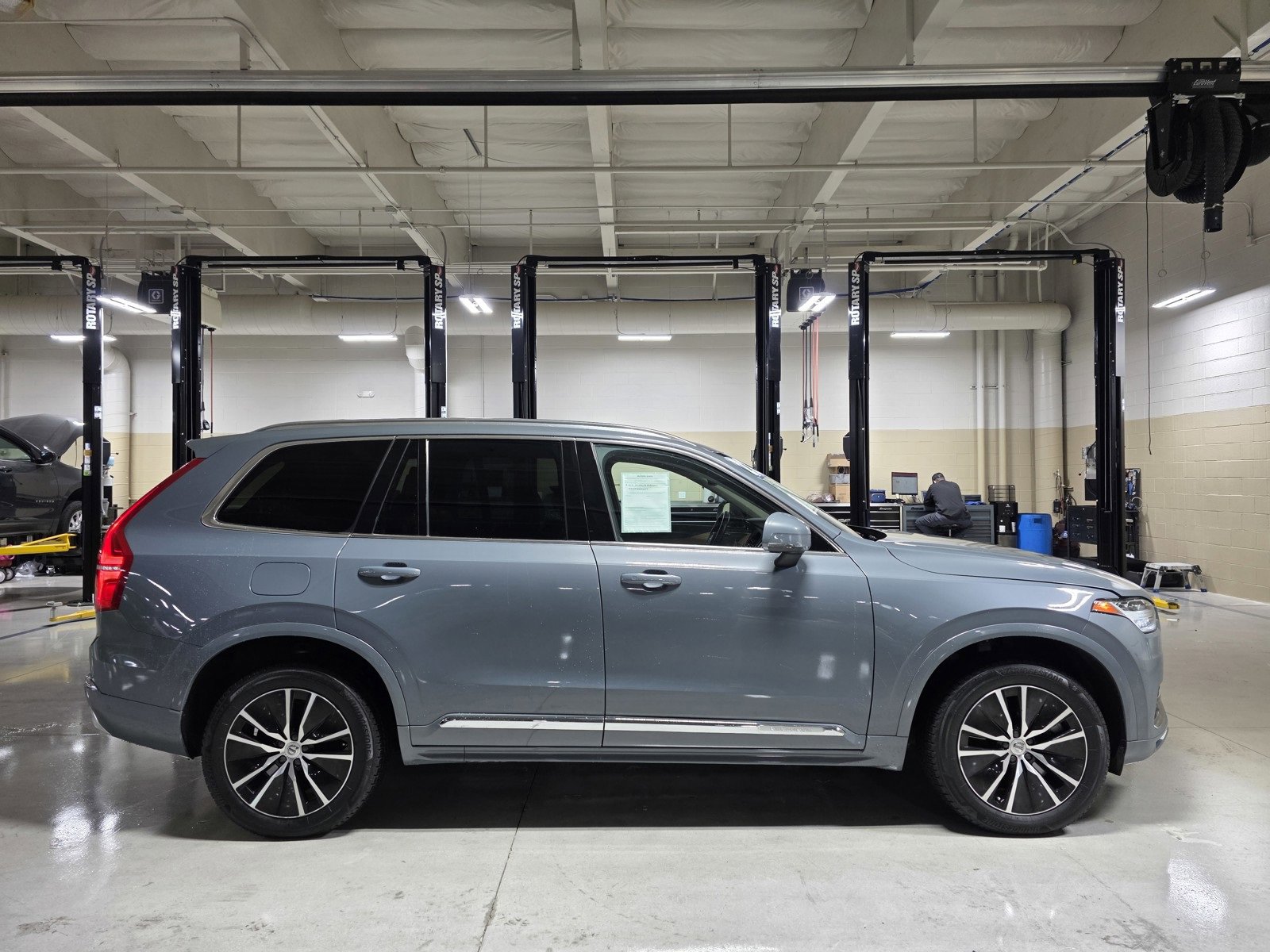 Used 2022 Volvo XC90 T8 Inscription Expression image 7