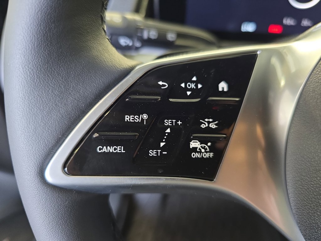 New 2026 Mercedes-Benz GLB 250 image 18