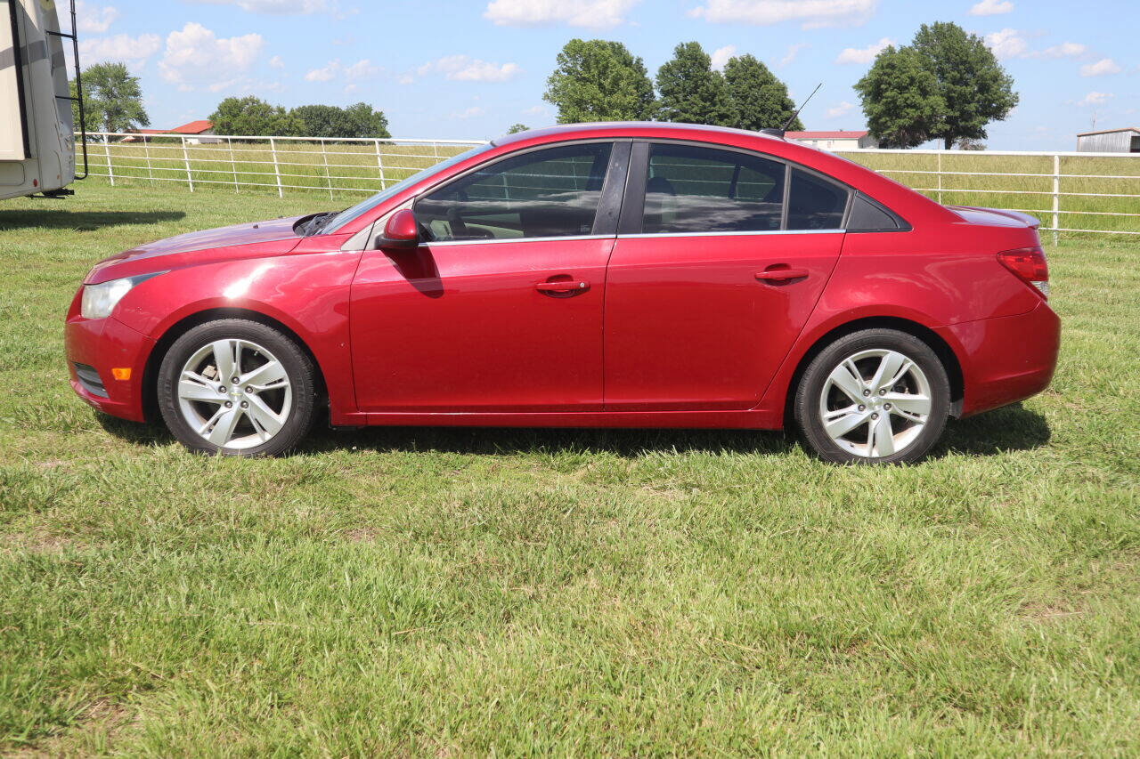 Used 2014 Chevrolet Cruze Diesel w/ Enhanced Safety Package image 10