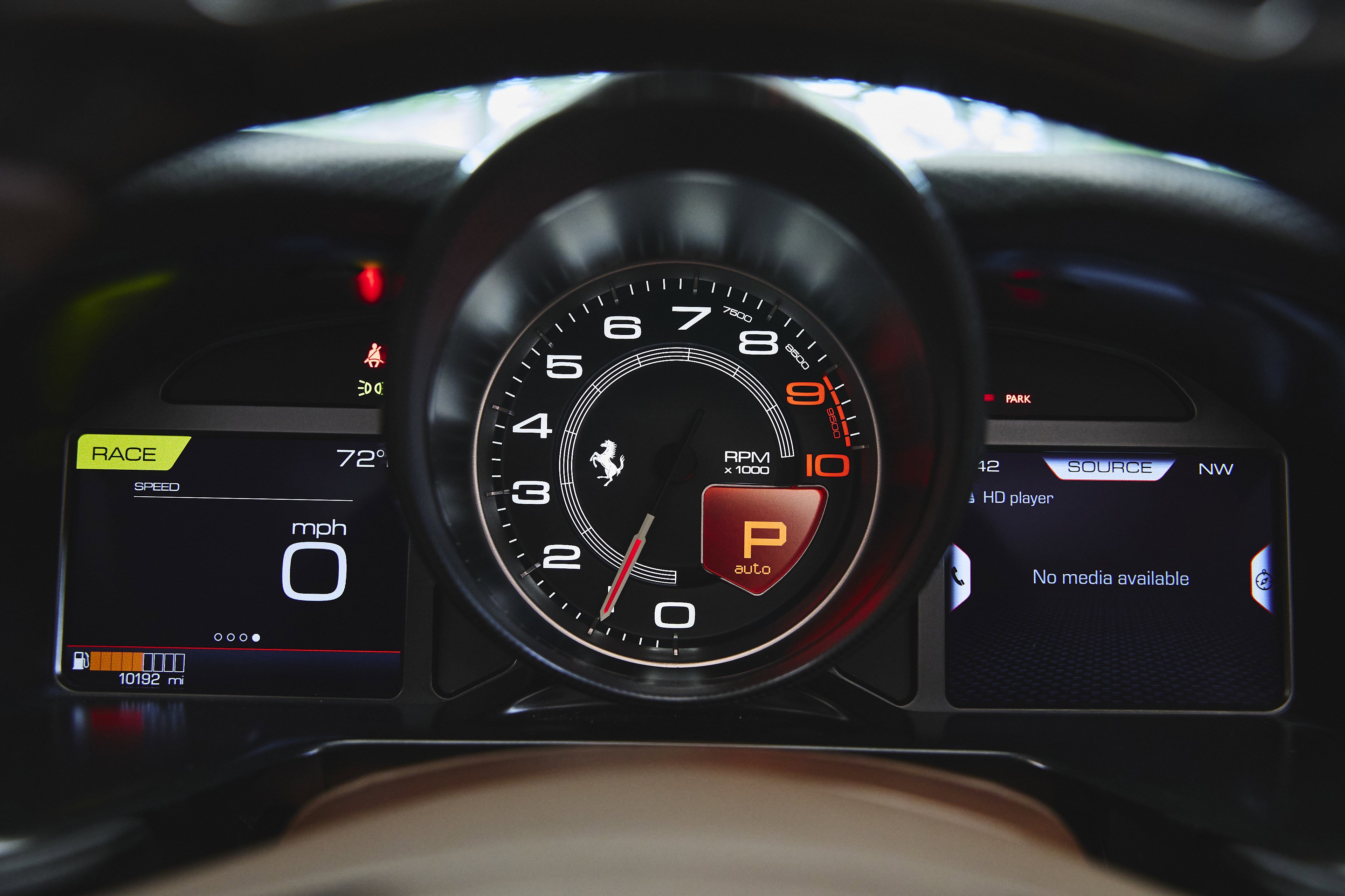 Used 2022 Ferrari 812 GTS image 18