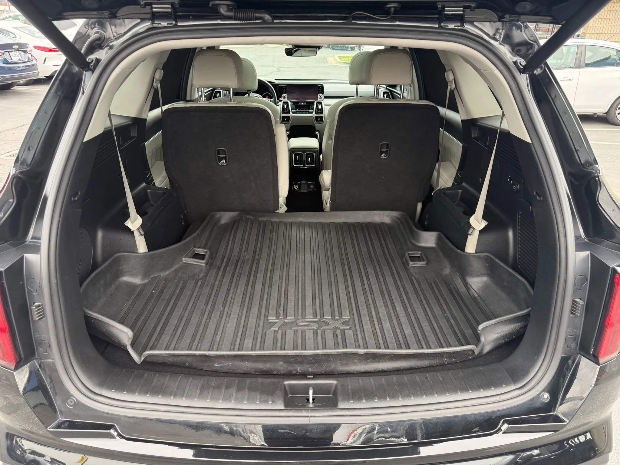 Used 2023 Kia Sorento SX Prestige image 31