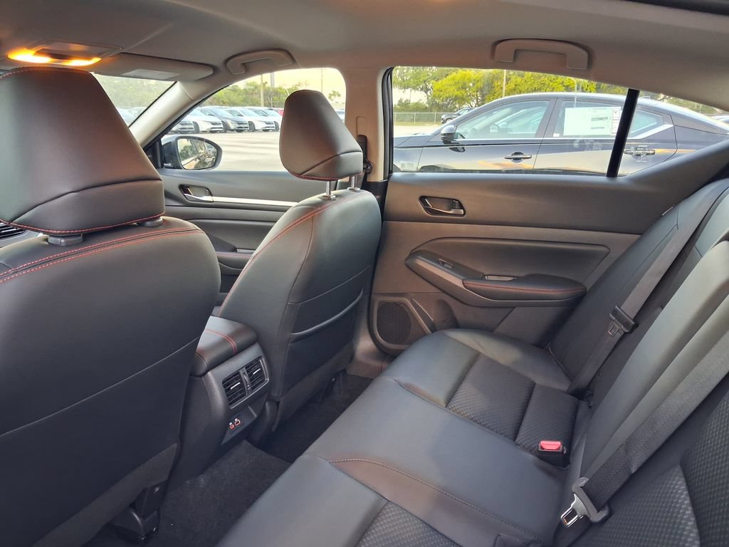 New 2026 Nissan Altima 2.5 SR FWD image 5