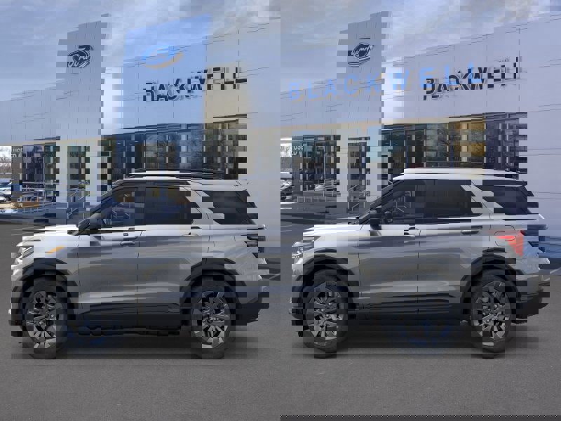 New 2026 Ford Explorer Active image 3
