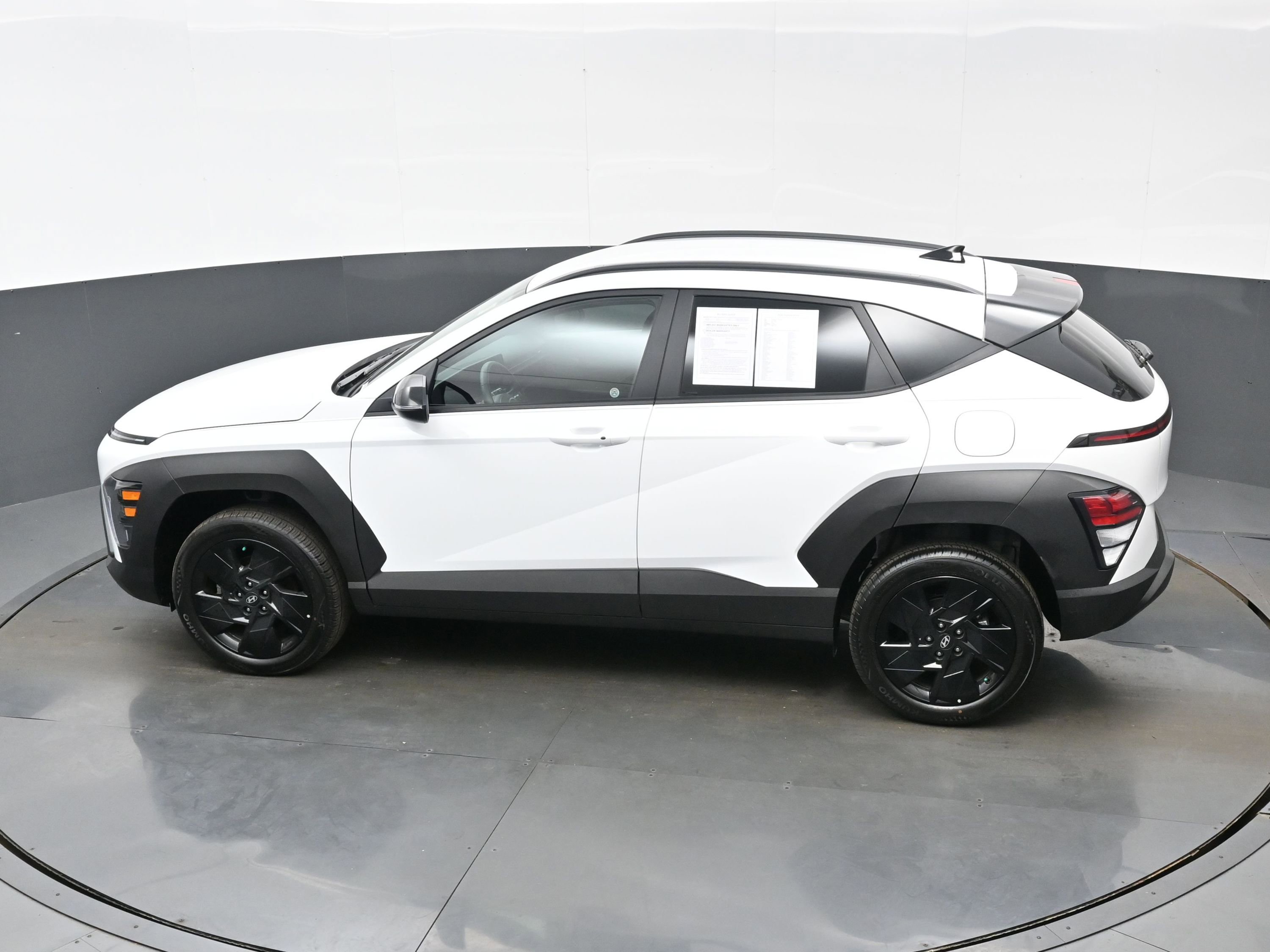 Certified 2026 Hyundai Kona SEL Sport AWD/4WD image 33