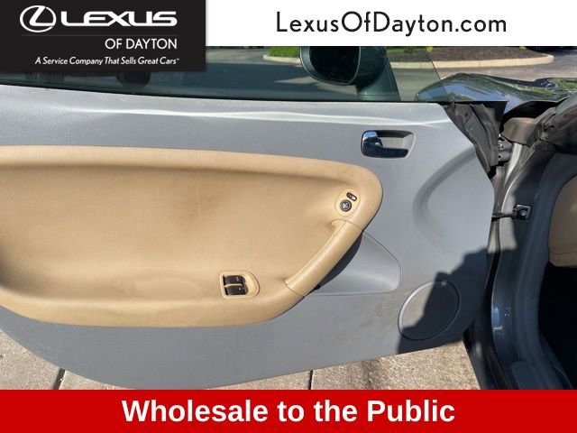 Used 2006 Pontiac Solstice Convertible w/ Premium Package RWD image 11