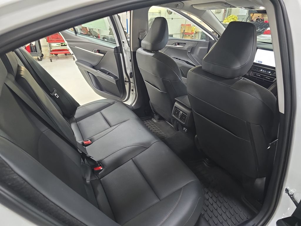 Certified 2025 Toyota Camry XLE AWD/4WD image 15