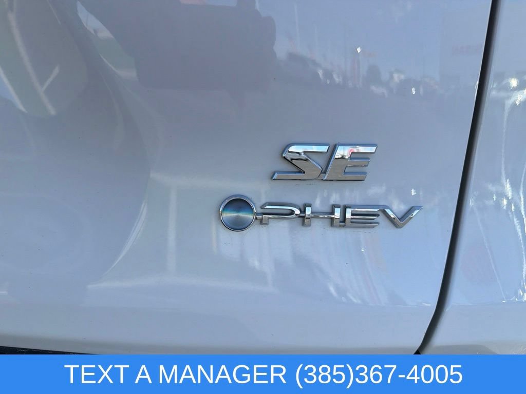 Used 2025 Toyota RAV4 SE AWD/4WD image 11