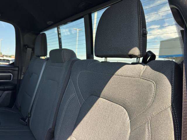 Used 2022 RAM 1500 Big Horn AWD/4WD image 34
