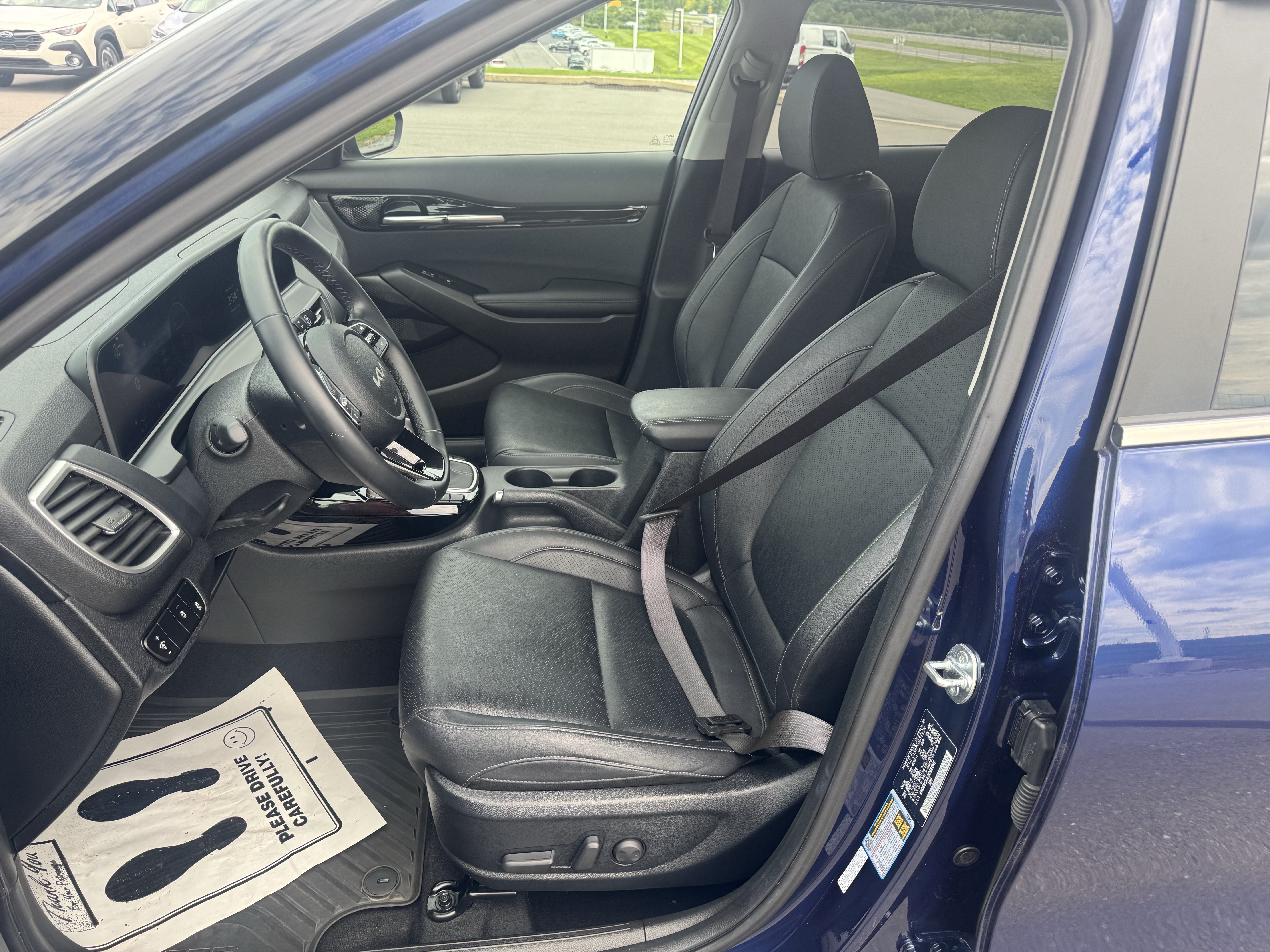 Used 2024 Kia Seltos EX AWD/4WD image 12