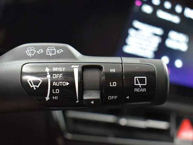 Certified 2025 Kia Niro Wind image 26