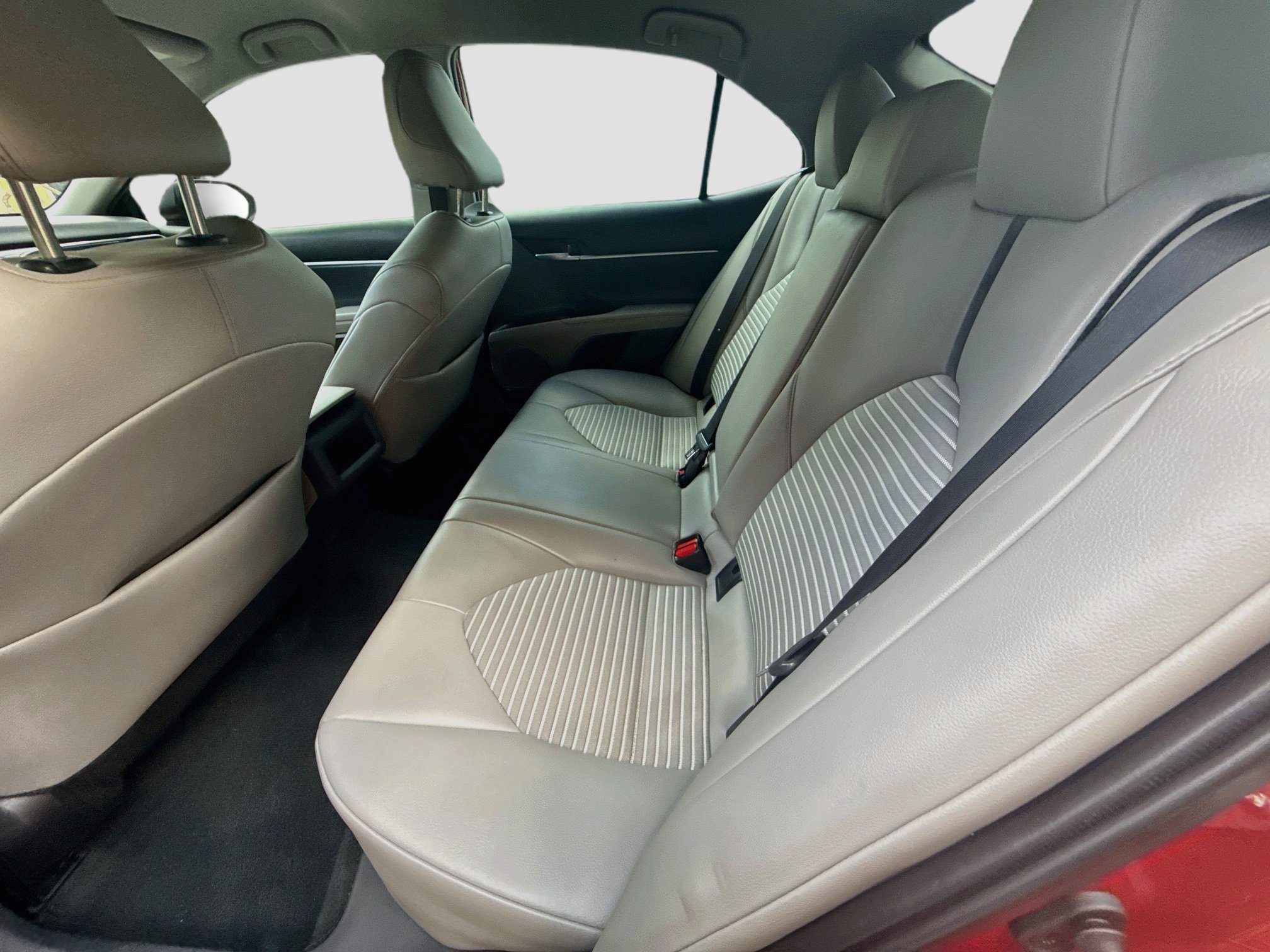 Used 2022 Toyota Camry SE FWD image 20