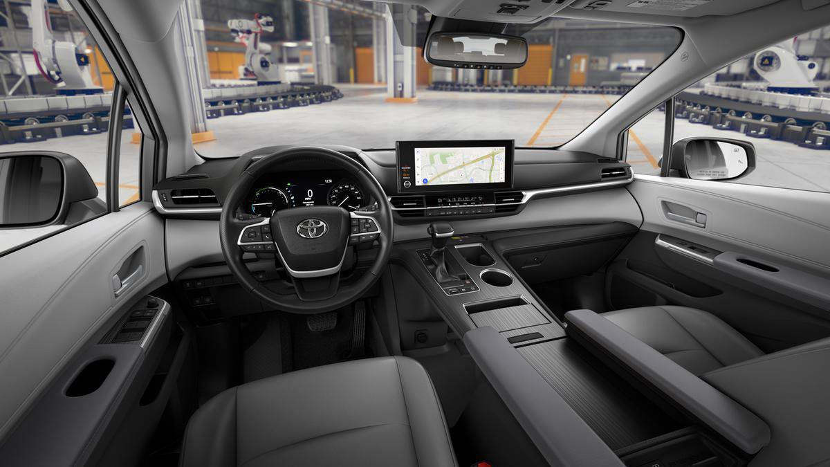 New 2026 Toyota Sienna XLE FWD image 20