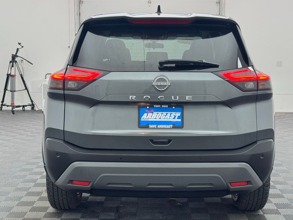 Used 2023 Nissan Rogue S FWD image 7