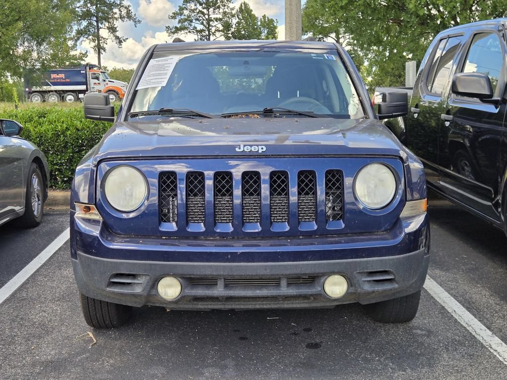 Used 2014 Jeep Patriot Sport w/ Power Value Group FWD image 2