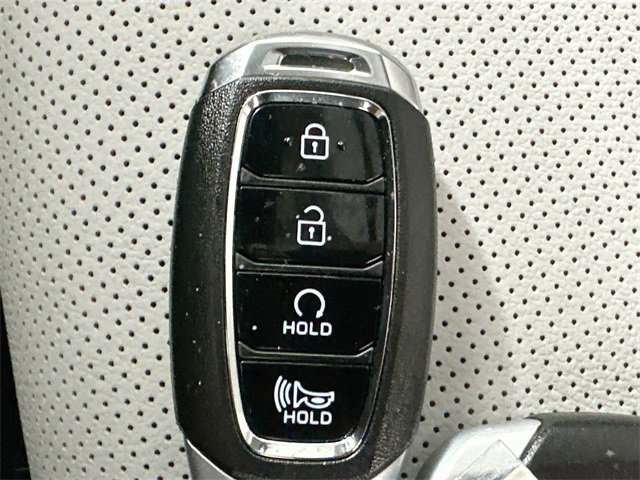 Used 2023 Hyundai Kona Limited w/ Cargo Package image 18
