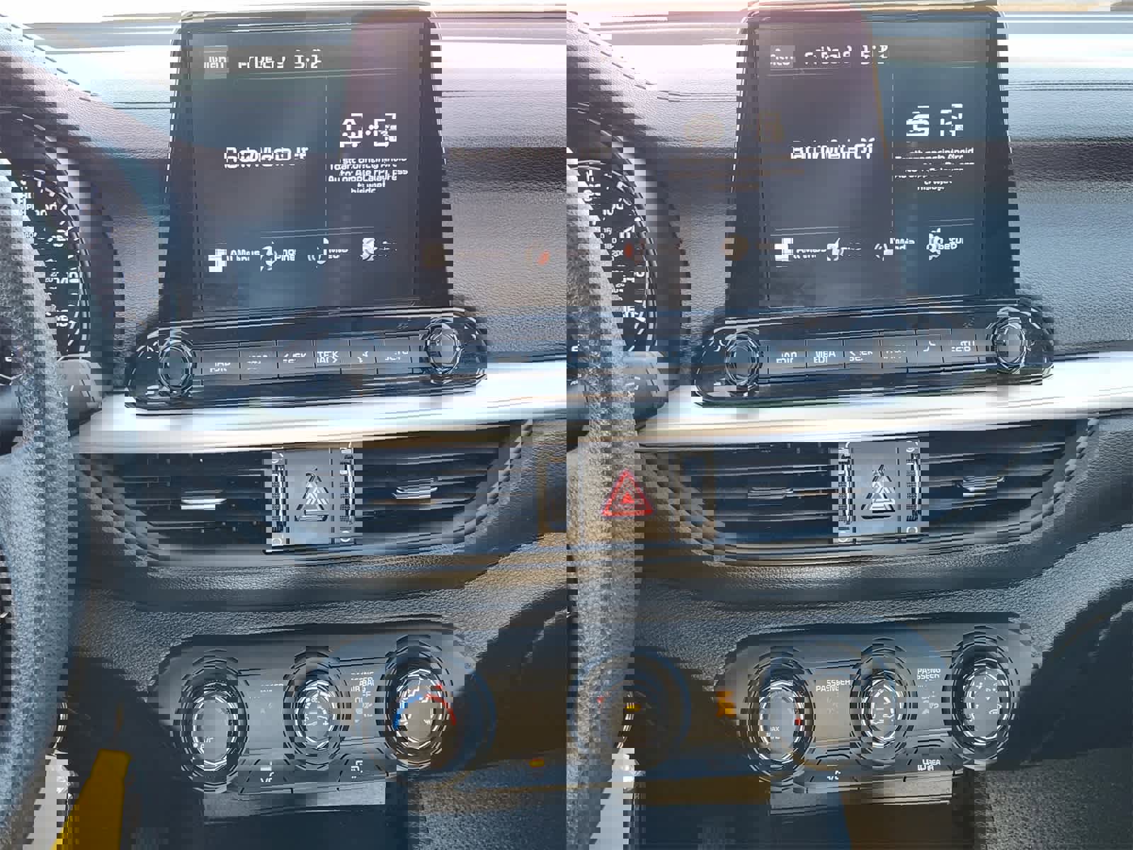 Certified 2024 Kia Forte LXS w/ LXS Technology Package image 17