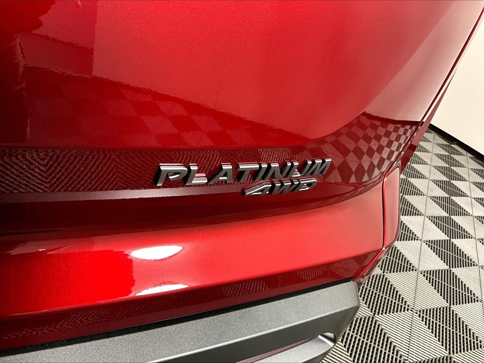 New 2026 Nissan Pathfinder Platinum AWD/4WD image 14