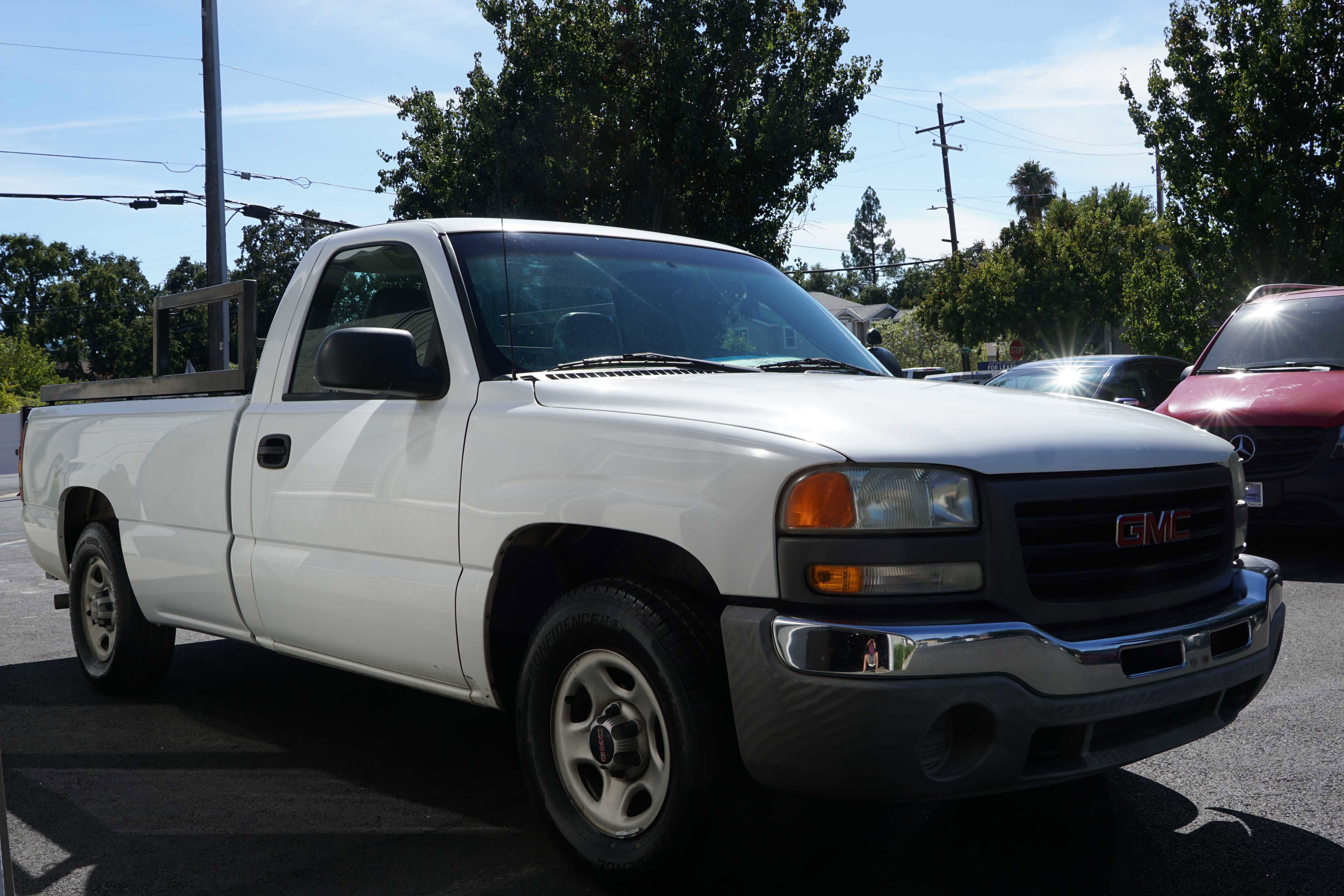 Used 2003 GMC Sierra 1500 W/T image 9