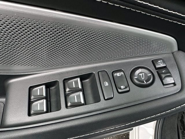 Used 2025 Acura MDX w/ Advance Package AWD/4WD image 18