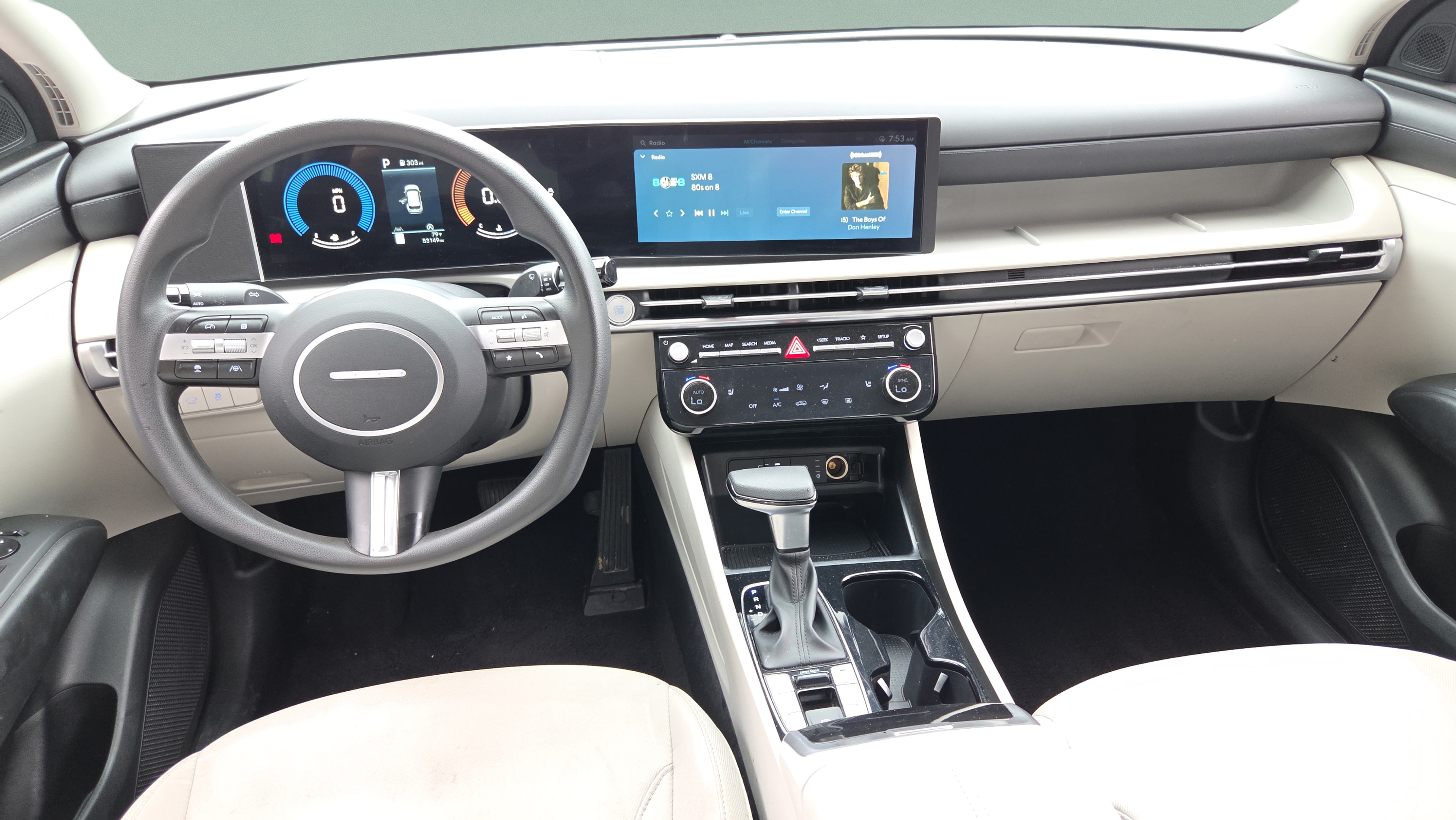 Used 2025 Hyundai Tucson SEL FWD image 12